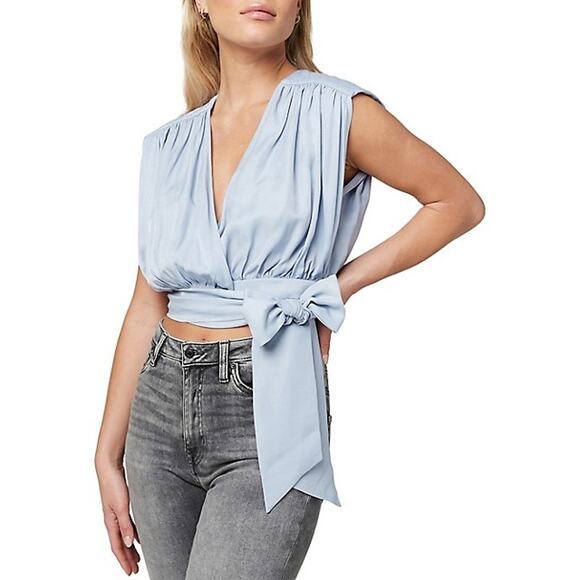 NWT BUFFALO David Bitton Brittany Quilted Wrap Crop Top Sz Medium - Picture 2 of 7